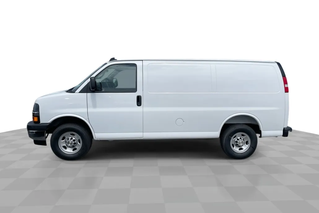 2025 Chevrolet Express Cargo 2500 photo 1
