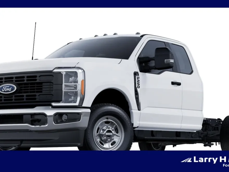2025 Ford F-250 XL photo 1