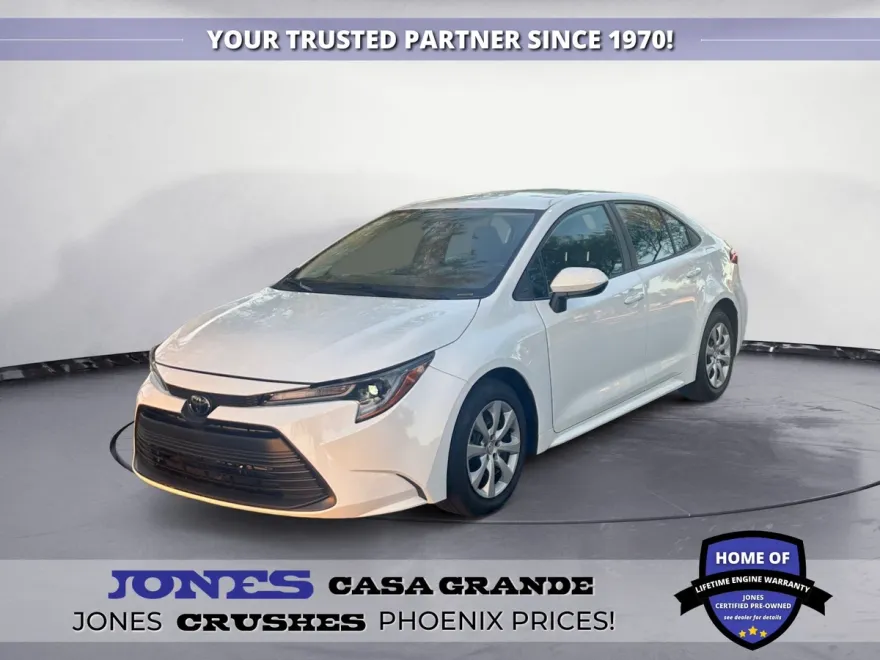 2023 Toyota Corolla LE photo 1