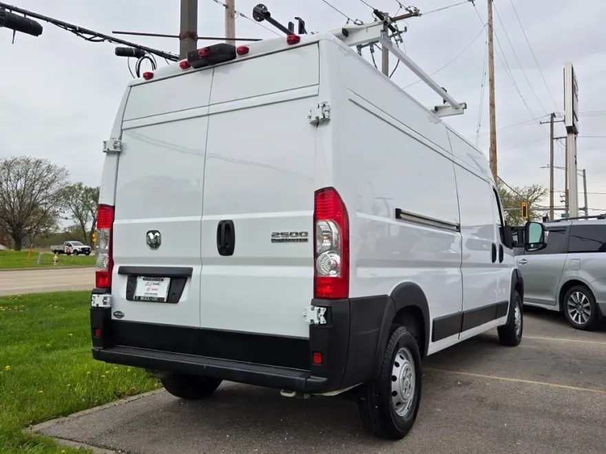 2023 Ram ProMaster 2500 photo 8