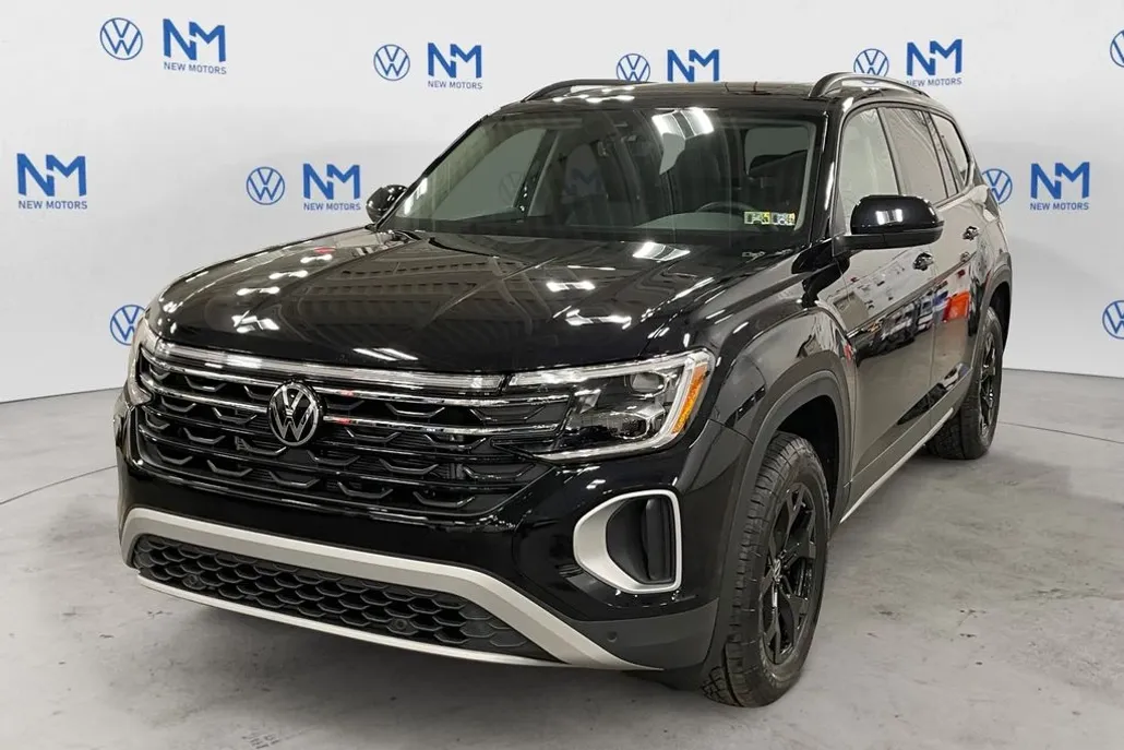 2026 Volkswagen Atlas Peak Edition SE photo 1