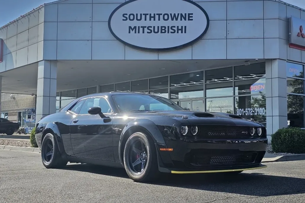 2022 Dodge Challenger SRT8 Hellcat photo 1