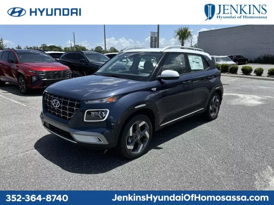 2025 Hyundai Venue Limited photo 1