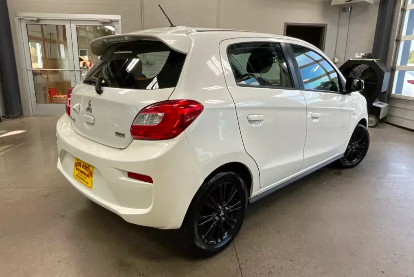 2020 Mitsubishi Mirage GT photo 1
