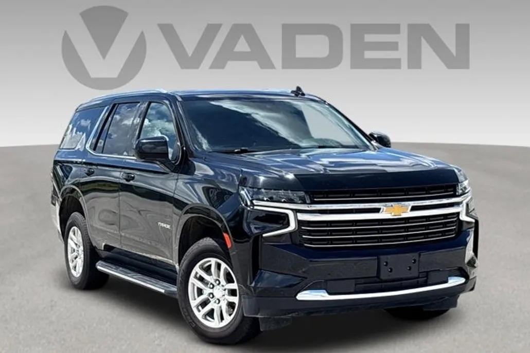 2023 Chevrolet Tahoe LT photo 1