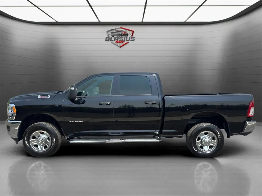 2024 Ram 2500 Big Horn photo 1