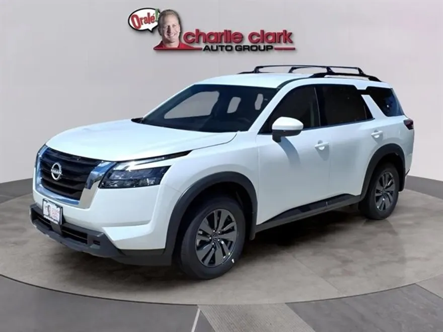 2025 Nissan Pathfinder SV photo 1