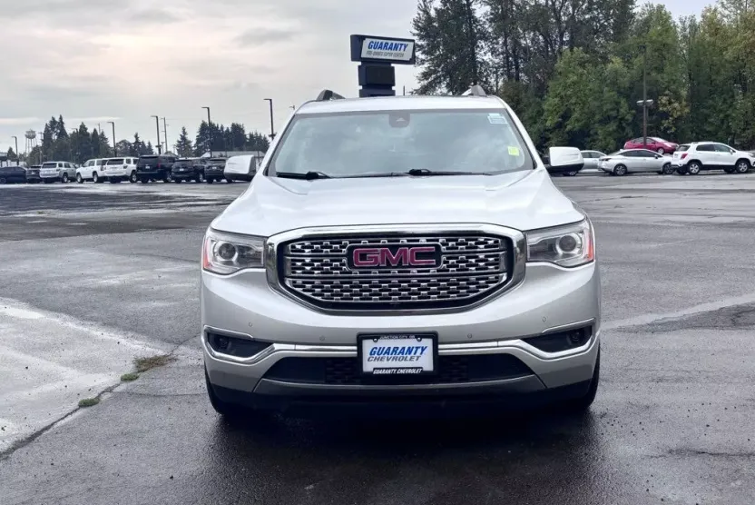 2019 Gmc Acadia Denali photo 1