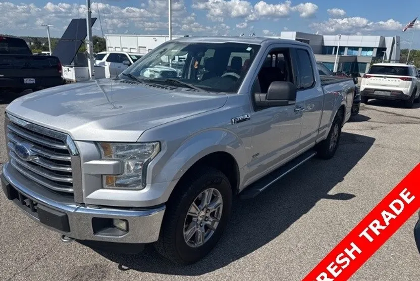 2015 Ford F-150 XLT photo 1