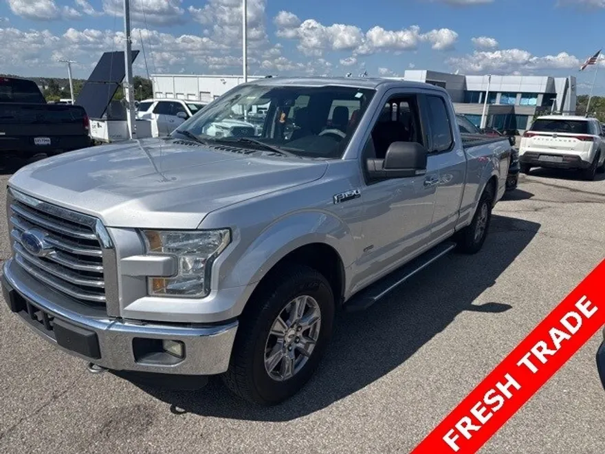 2015 Ford F-150 XLT photo 1