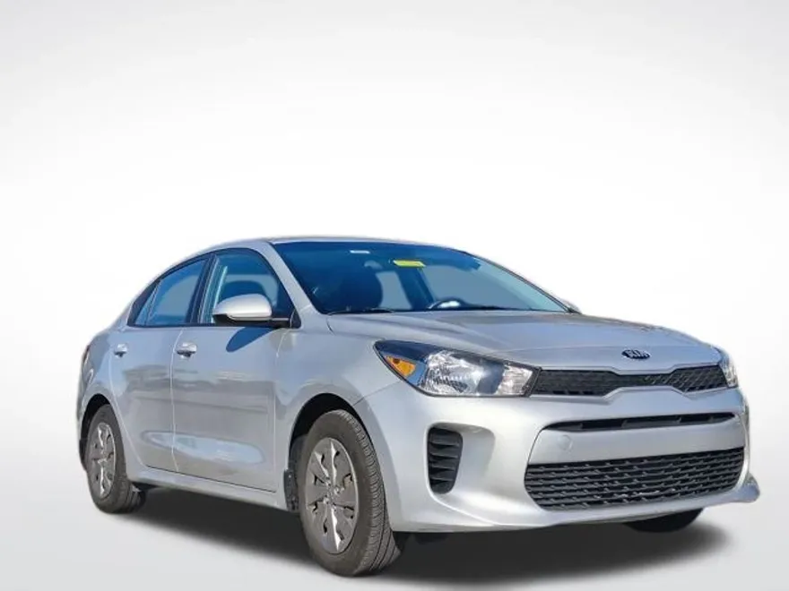2020 Kia Rio S photo 1