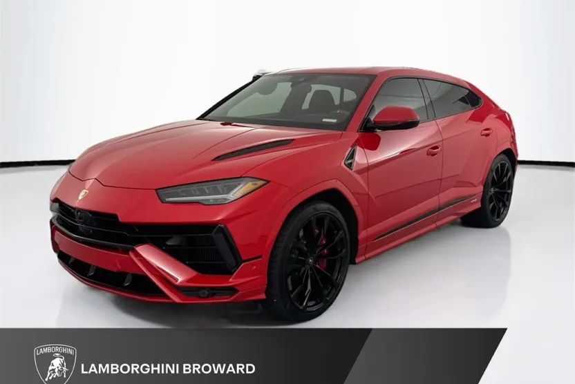 2024 Lamborghini Urus S photo 1