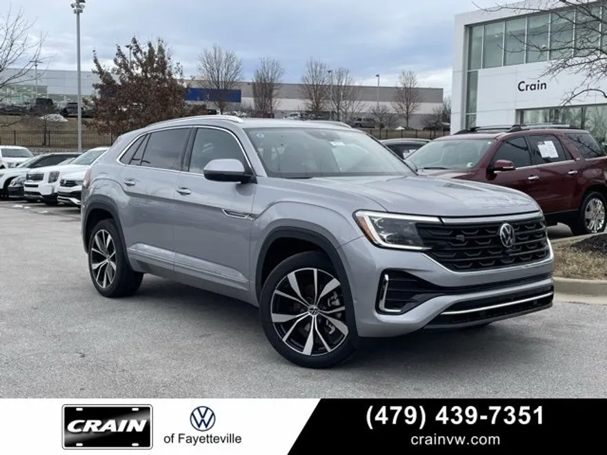 2025 Volkswagen Atlas SEL Premium R-Line Cross Sport photo 1