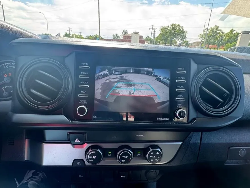 2021 Toyota Tacoma SR5 Double Cab photo 9