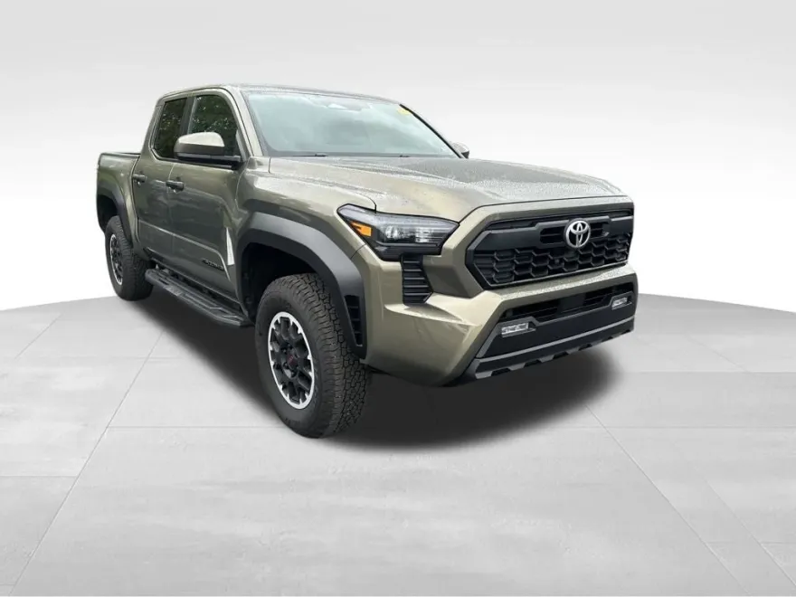 2024 Toyota Tacoma TRD Off-Road photo 1
