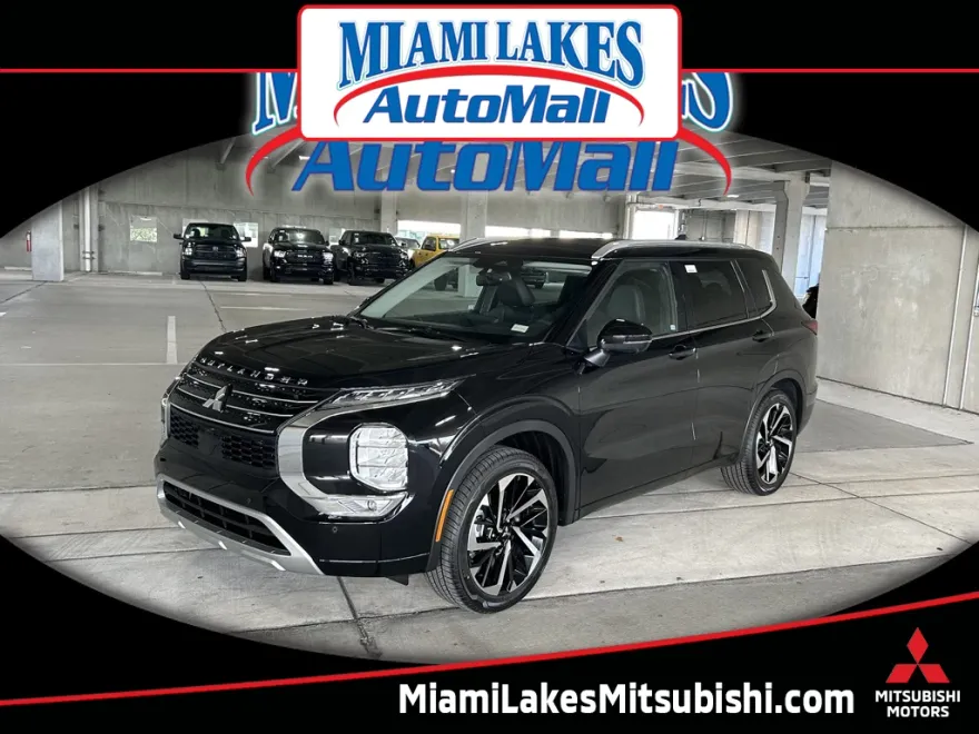 2024 Mitsubishi Outlander SEL photo 1