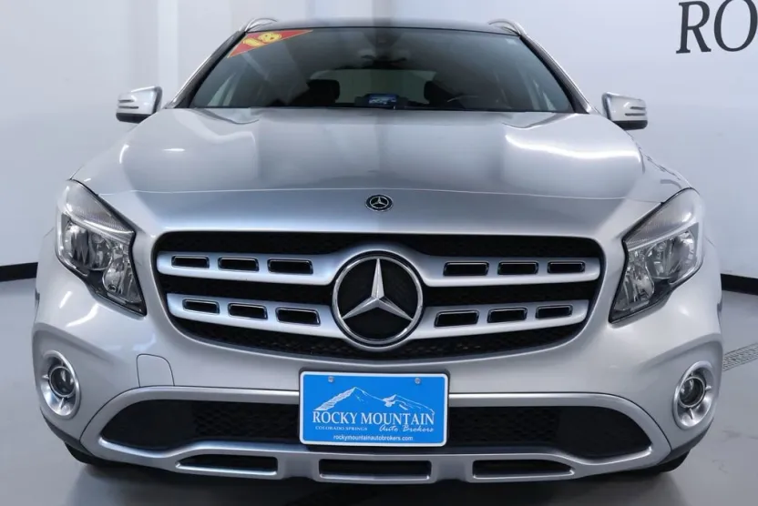 2018 Mercedes Benz GLA 250 photo 1