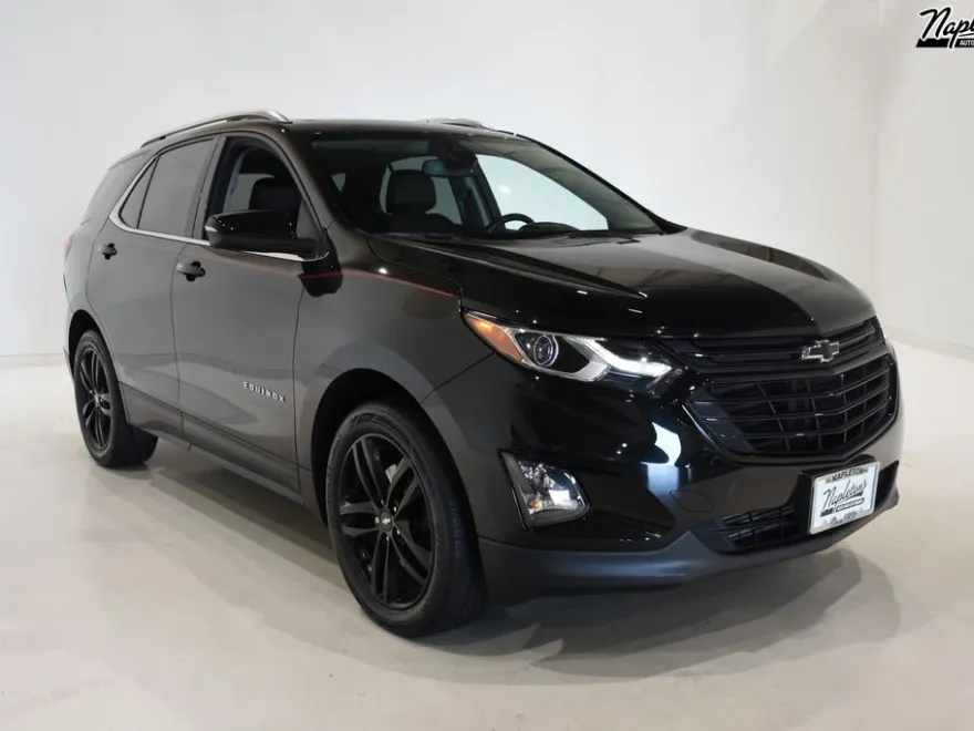 2020 Chevrolet Equinox LT photo 1