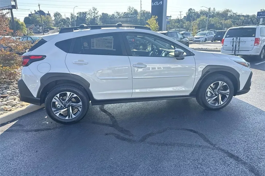 2023 Subaru Crosstrek Premium photo 1
