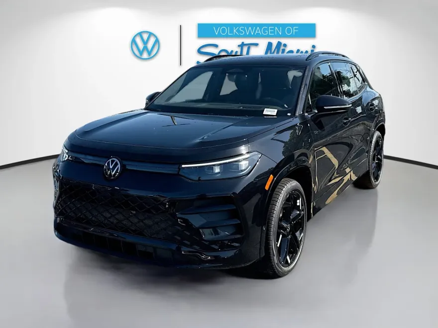 2025 Volkswagen Tiguan SE R-Line Black photo 1