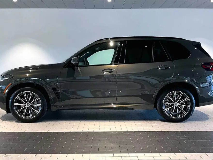 2024 Bmw X5 xDrive50e photo 1
