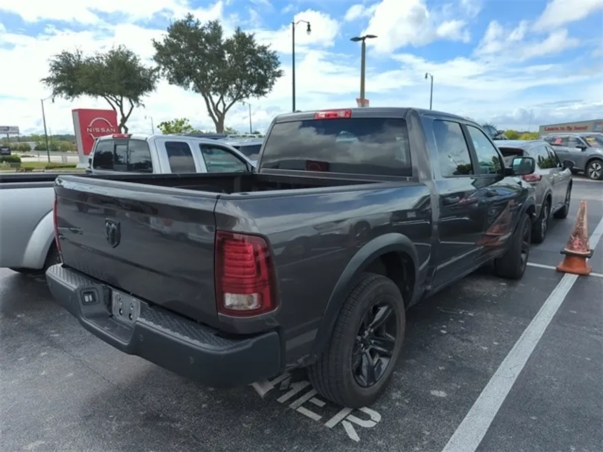 2024 Ram 1500 Classic SLT photo 1