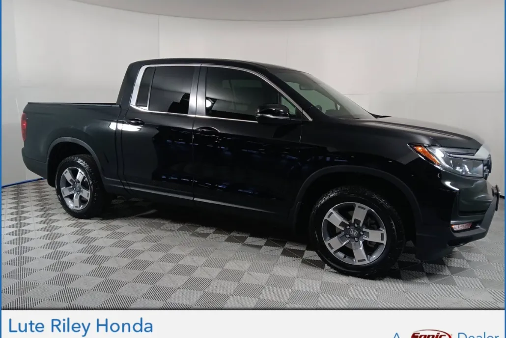 2025 Honda Ridgeline RTL photo 1
