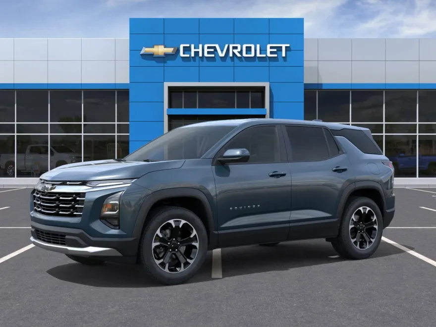 2026 Chevrolet Equinox LT photo 1