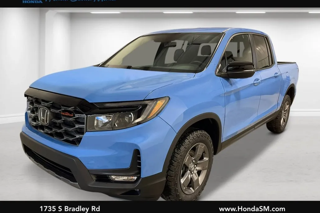 2025 Honda Ridgeline TrailSport photo 1