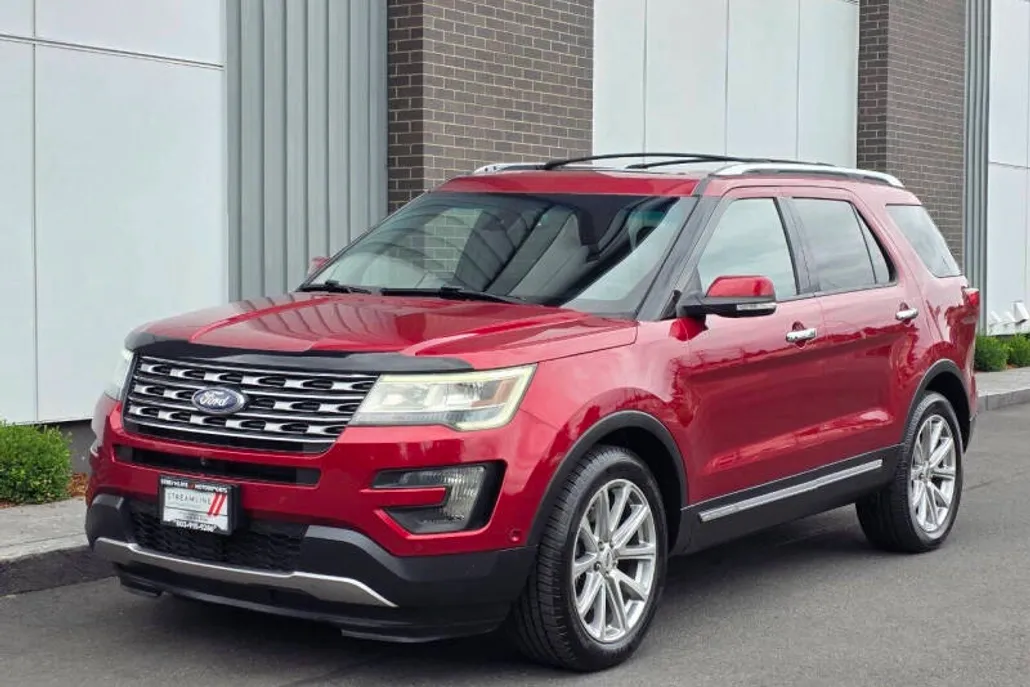 2016 Ford Explorer Limited photo 1