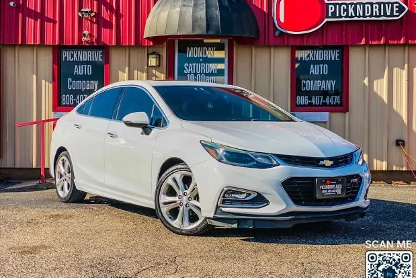 2018 Chevrolet Cruze Premier photo 1