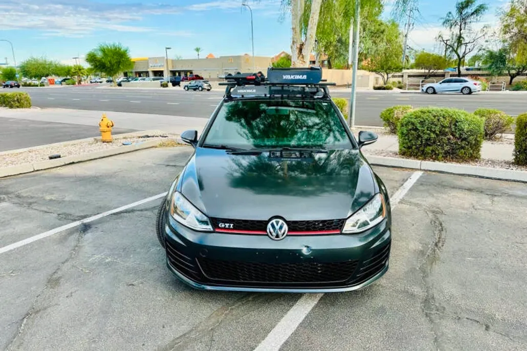 2016 Volkswagen Golf GTI S photo 1