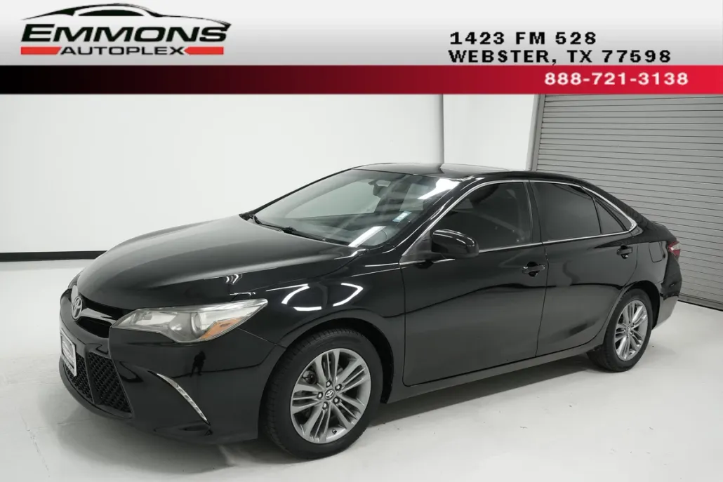 2017 Toyota Camry XLE XSE photo 1
