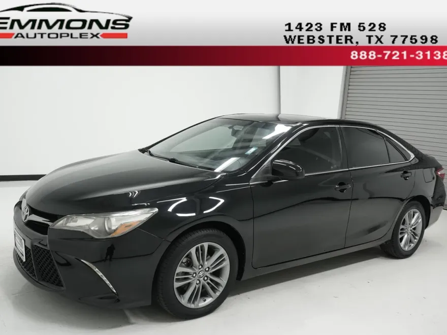 2017 Toyota Camry XLE XSE photo 1