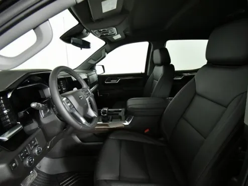 2026 Chevrolet Silverado 1500 RST photo 4