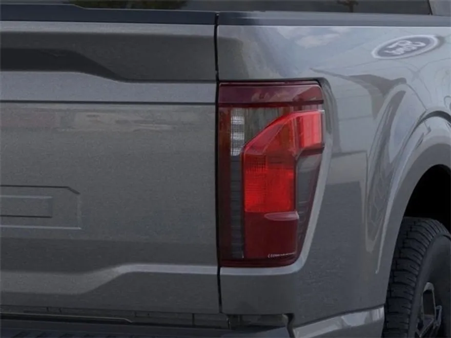 2025 Ford F-150 XLT photo 21