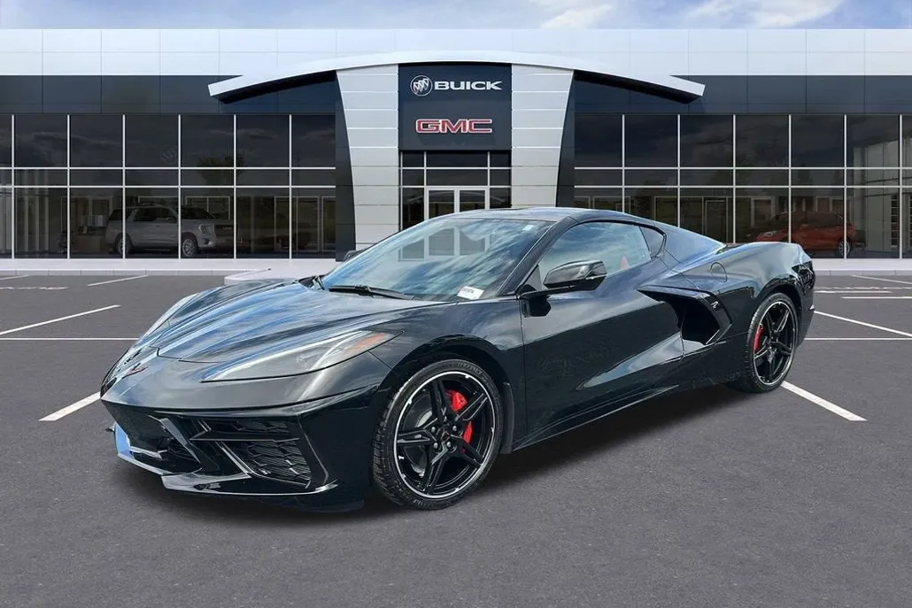 2023 Chevrolet Corvette Stingray 2LT photo 1