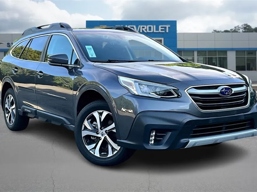 2022 Subaru Outback Limited photo 1