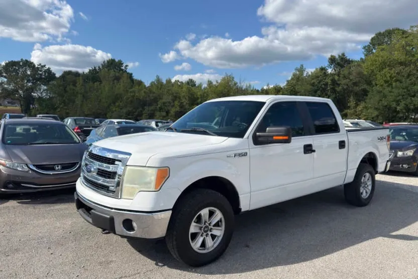 2013 Ford F-150 XLT photo 1
