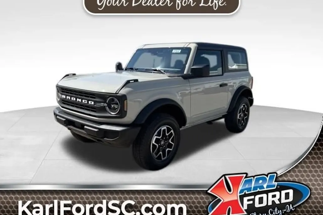 2025 Ford Bronco Base photo 1