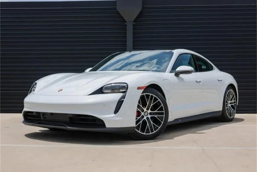 2022 Porsche Taycan 4S photo 1