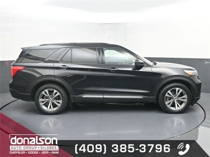 2020 Ford Explorer Platinum photo 1