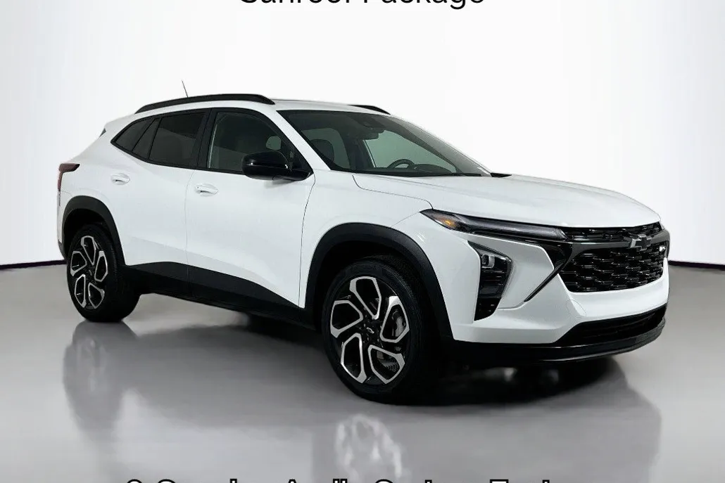 2024 Chevrolet Trax photo 1
