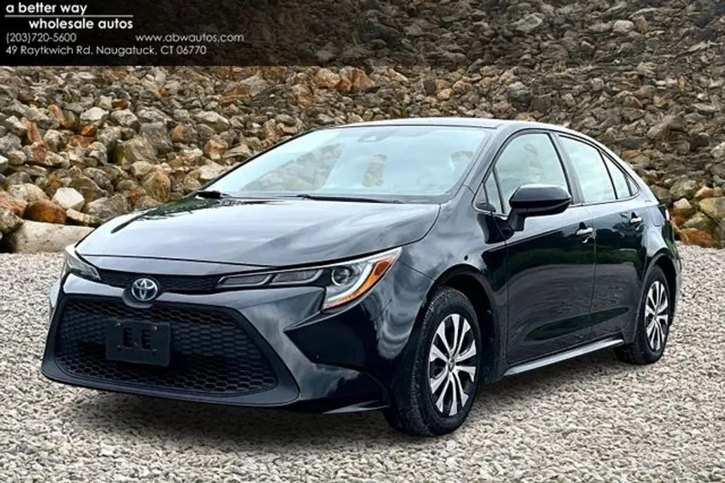 2021 Toyota Corolla Hybrid LE photo 1
