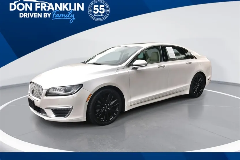2020 Lincoln MKZ Hybrid Reserve photo 1