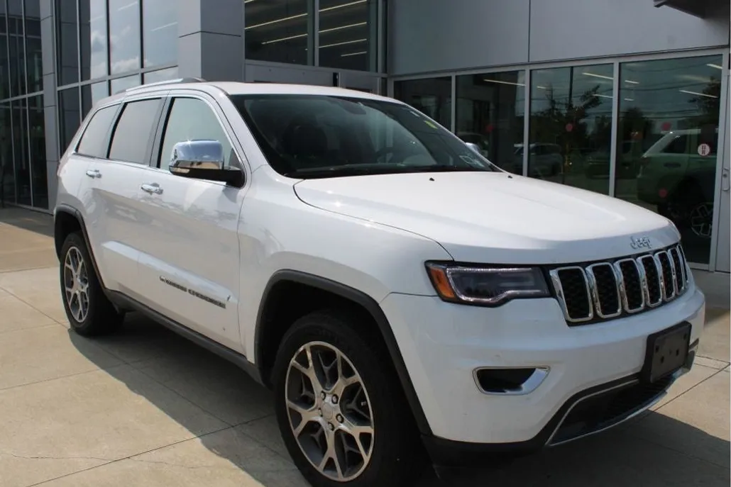 2022 Jeep Grand Cherokee Limited photo 1