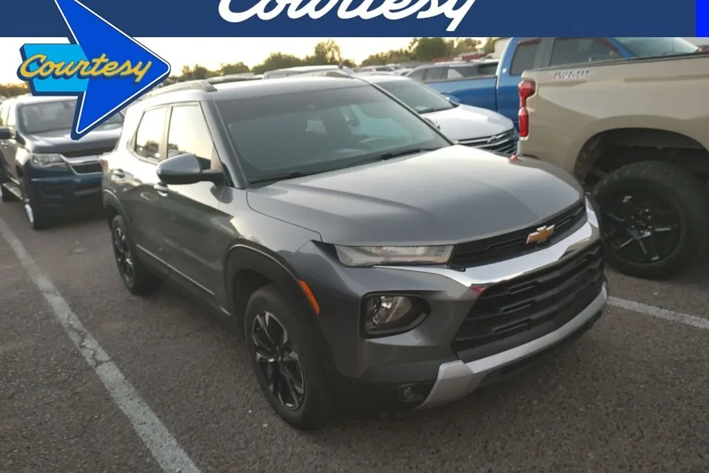 2021 Chevrolet Trailblazer LT photo 1
