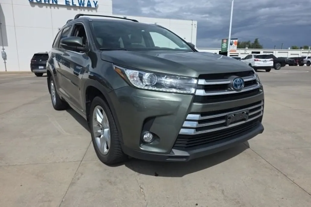 2017 Toyota Highlander Hybrid Limited photo 1