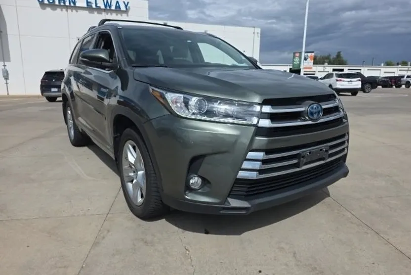 2017 Toyota Highlander Hybrid Limited photo 1
