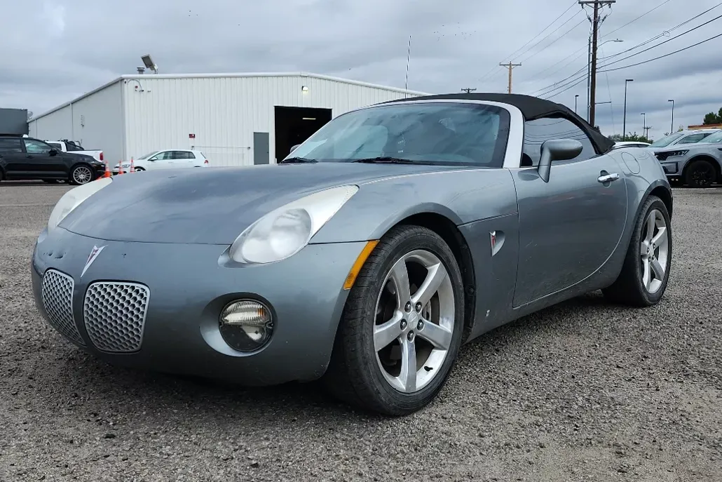 2007 Pontiac Solstice Base photo 1